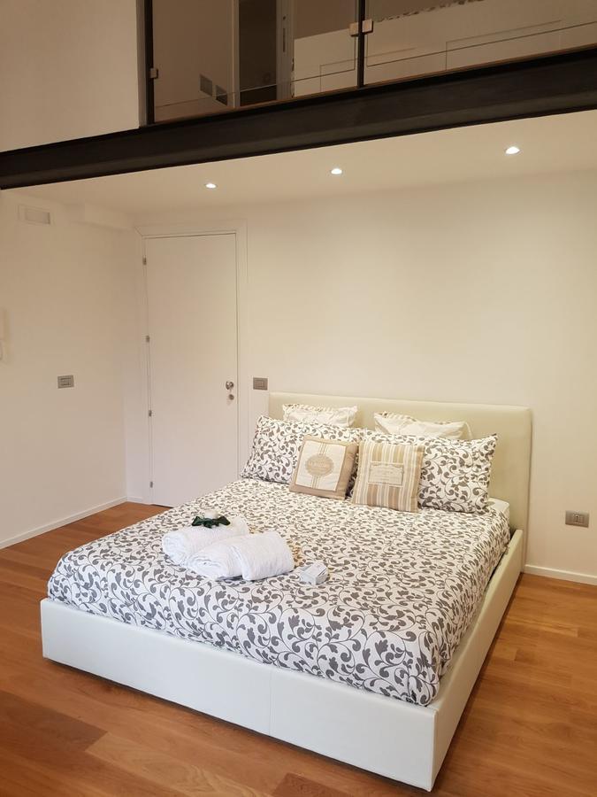 Via Roma Apartment Deluxe ساليرنو المظهر الخارجي الصورة